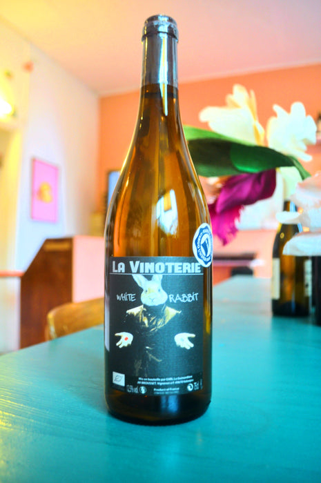 White Rabbit '22, La Vinoterie